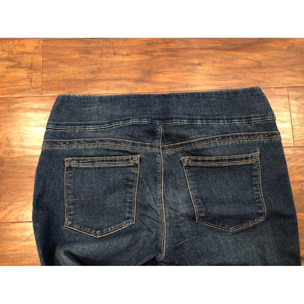 Style & Co - Picture 3 of 3